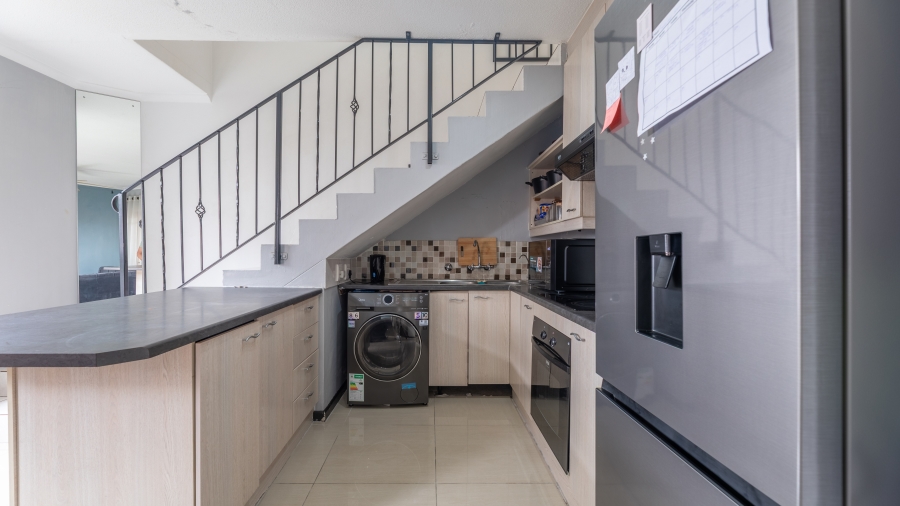 2 Bedroom Property for Sale in Parklands Western Cape